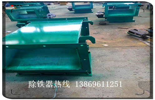 管道永磁自動除鐵器，吉林管道式永磁自動除鐵器方案_RCYG液體不銹鋼吉林管道式永磁自動除鐵器方案_水泥造紙廠管道除鐵器圖片